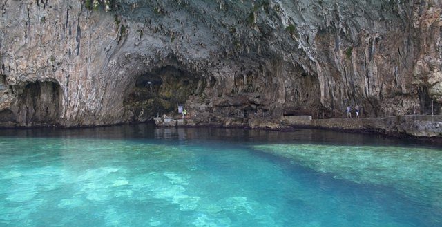 (Italiano) LE GROTTE – Tesori Celati