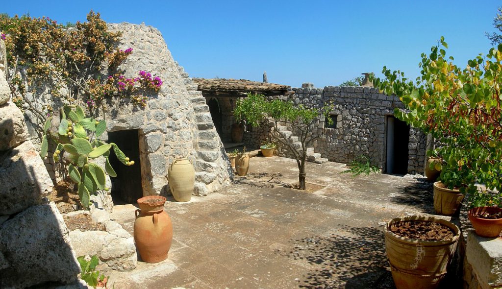 Villa adriatica, trulli - booking@salentodolcevita.com 