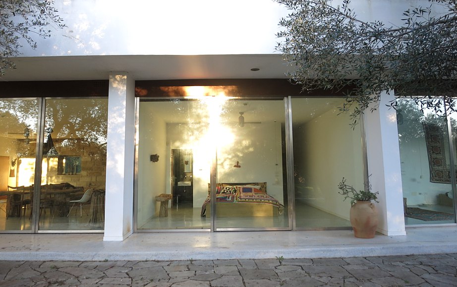 Villa Il grillo, esterni e camera da letto - booking@salentodolcevita.com