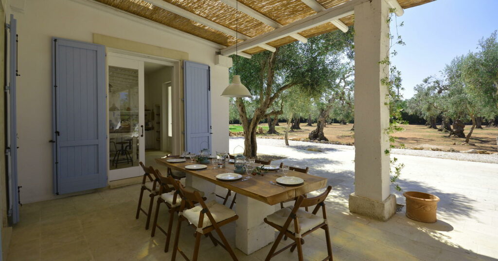 Masseria Farnara pergolato e uliveto - salento
