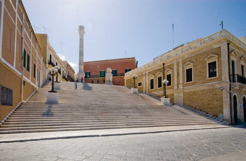 colonna romana brindisi 