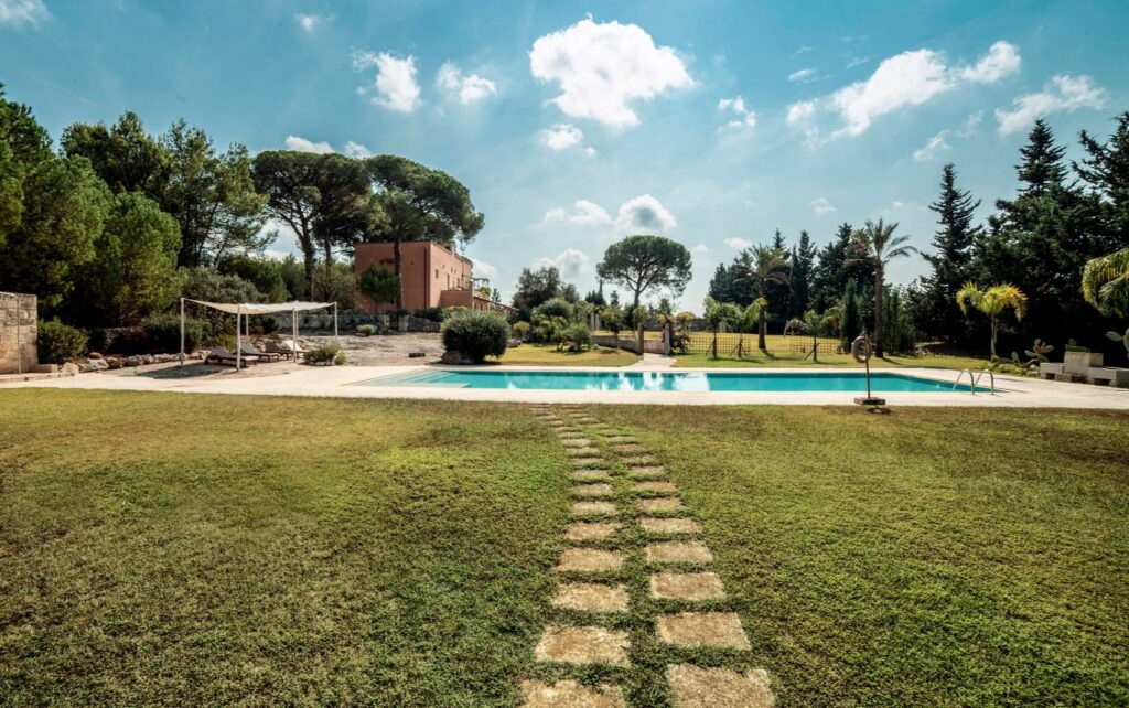 villa con piscina salento 