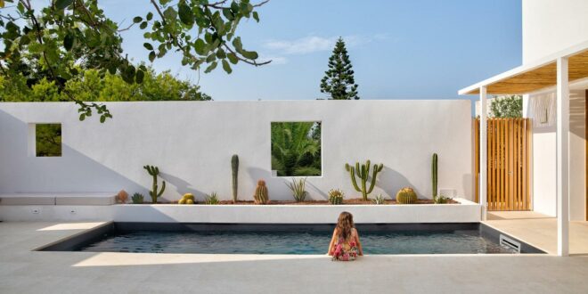 Bucolique ou minimaliste et linéaire : deux villas avec piscine à l’extrême pointe du Salento