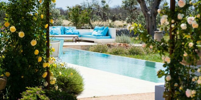 Rustique mais élégant : 3 villas avec piscine dans la campagne du Salento