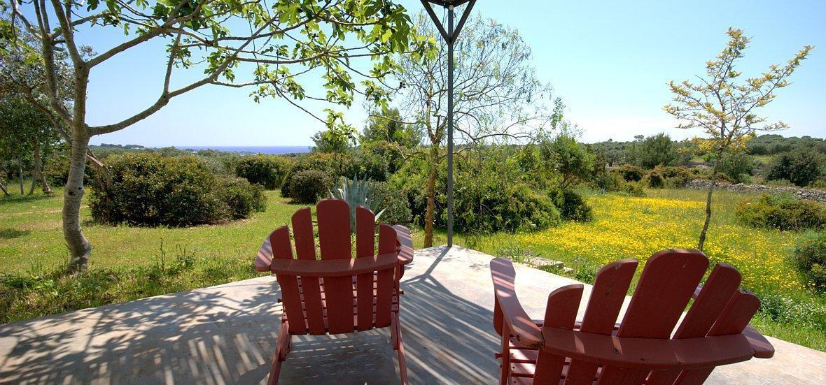 Furnished pergola with sea view