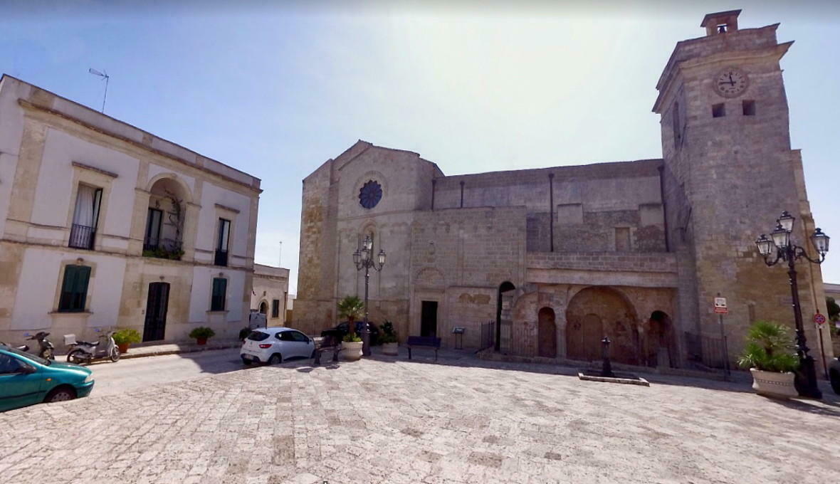 Castro Piazza principale del centro storico