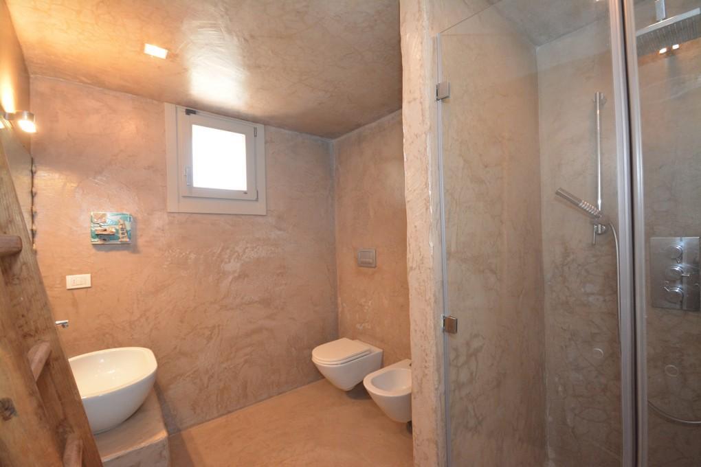 Primo piano 2° Bagno