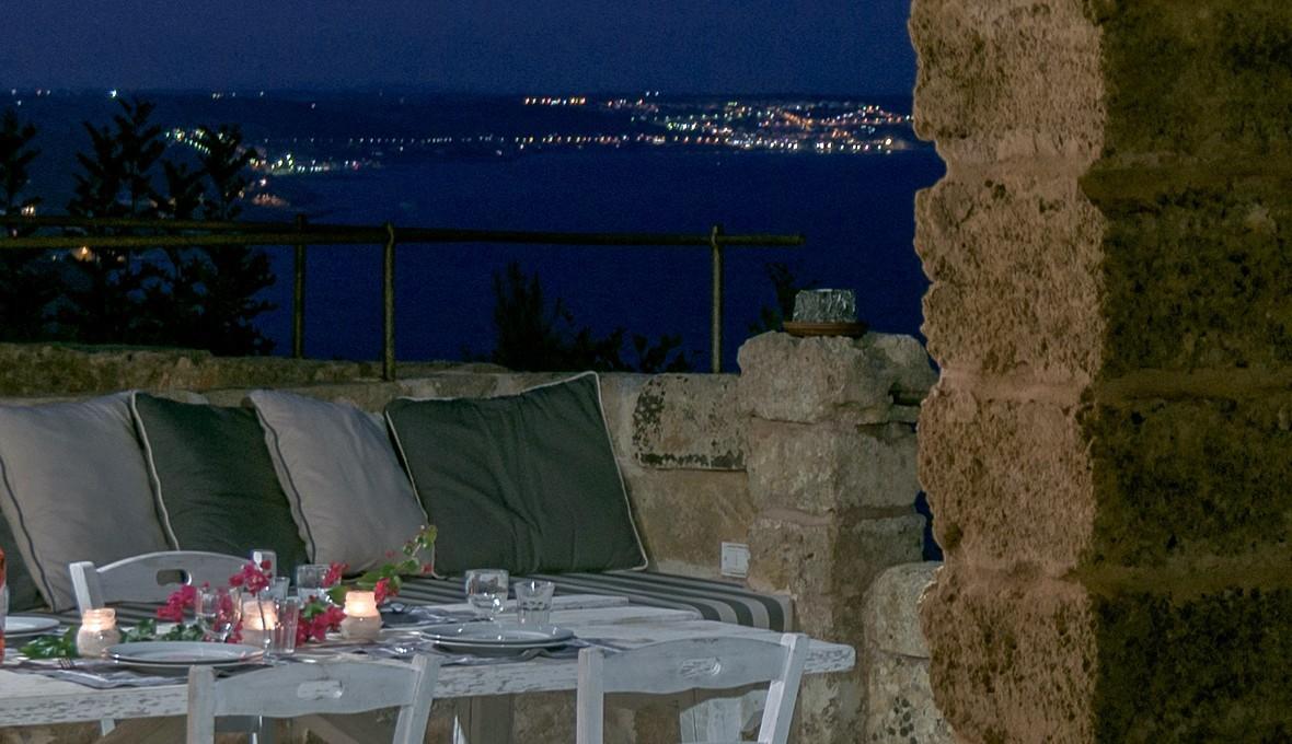 Terrazza attrezzata di notte