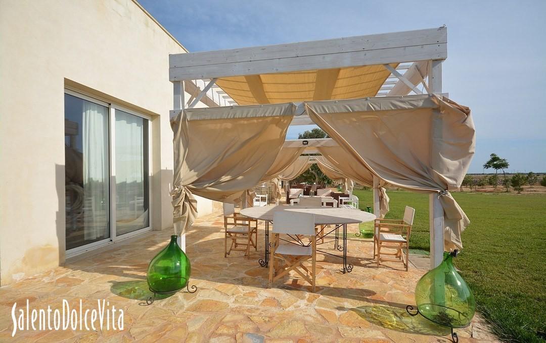 Furnished pergola