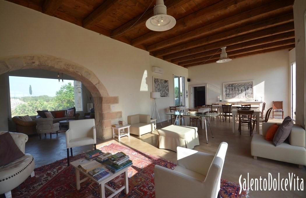 Living & Dining area