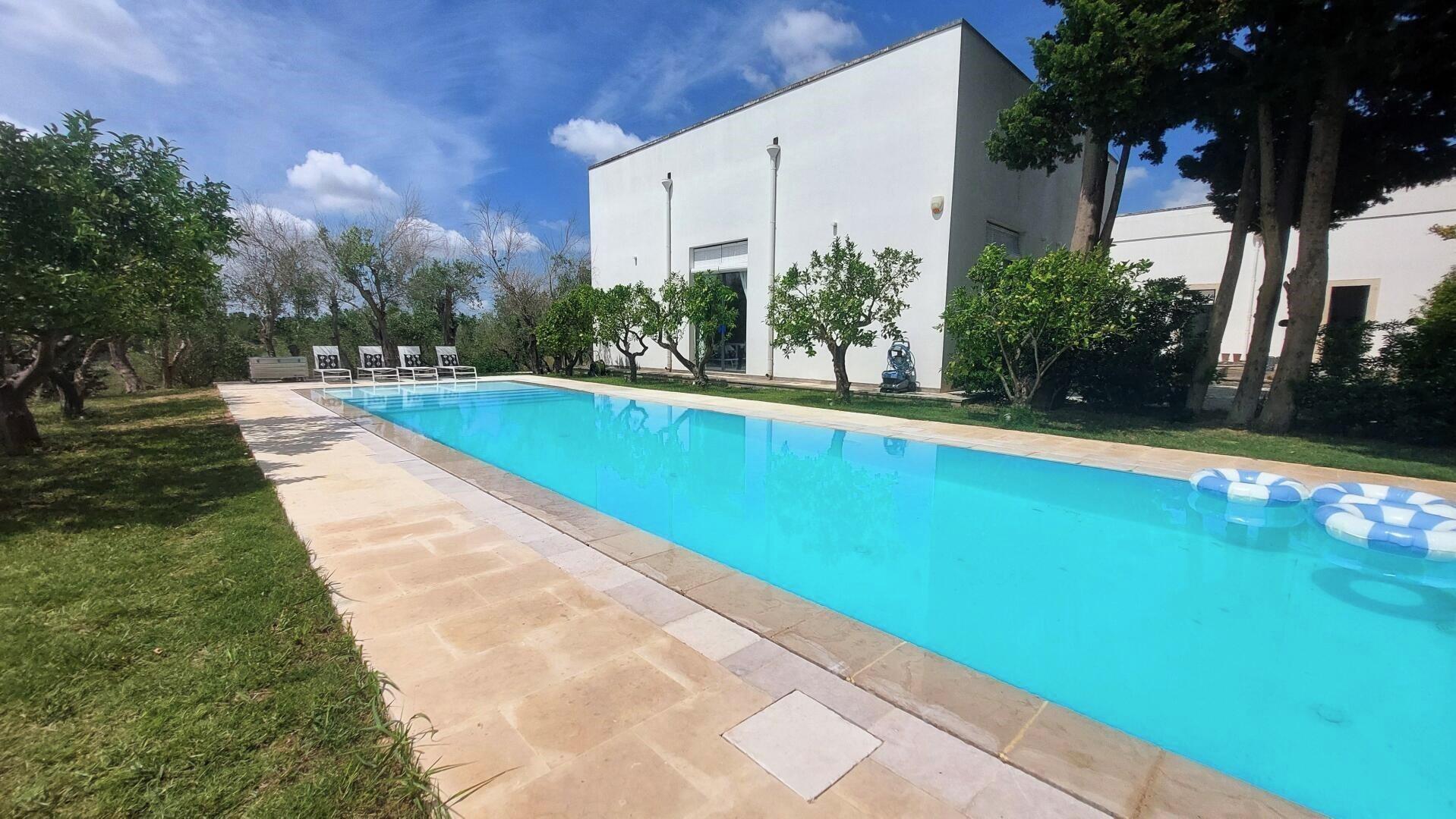 VILLA ARTESIA
