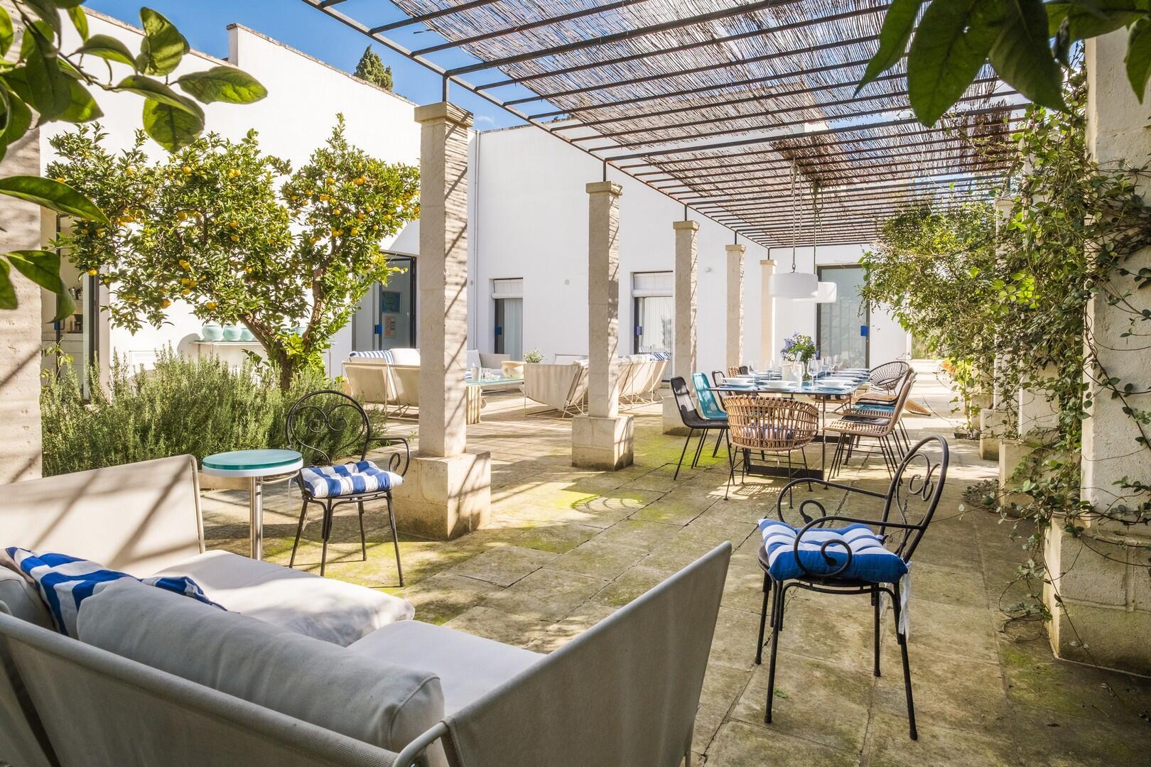 VILLA ARTESIA