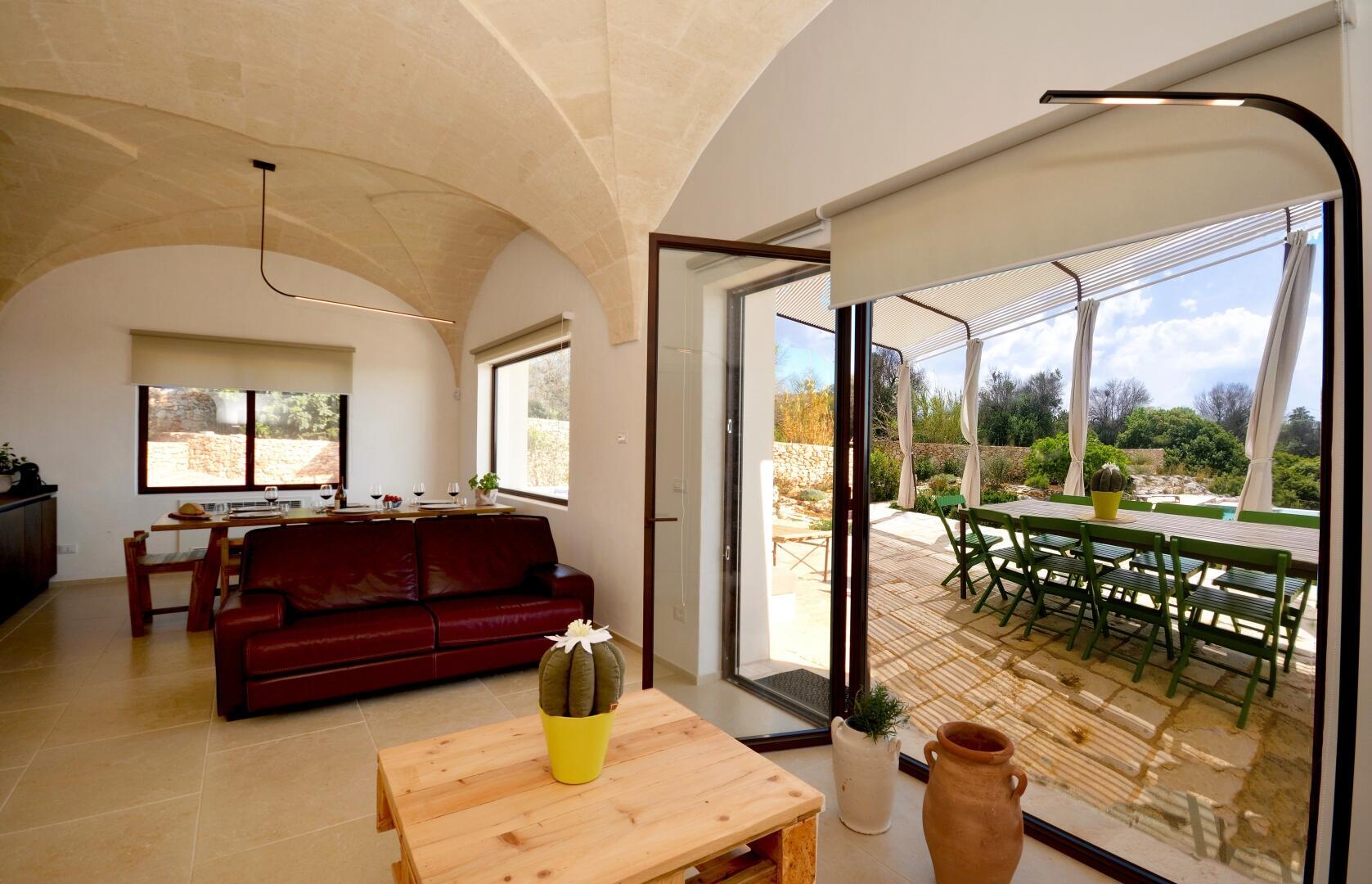 villa_with_pool_for_rent_sea_view_luxury_rental_south_of_italy_salento_puglia (12)