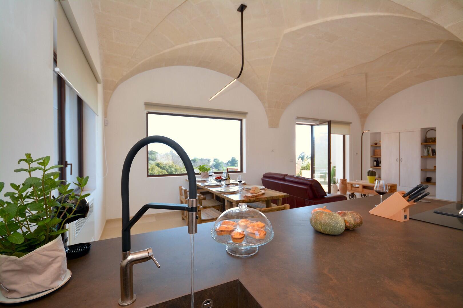 villa_with_pool_for_rent_sea_view_luxury_rental_south_of_italy_salento_puglia (16)