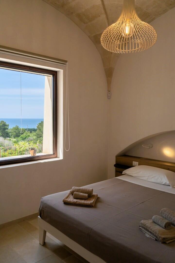 villa_with_pool_for_rent_sea_view_luxury_rental_south_of_italy_salento_puglia (20)