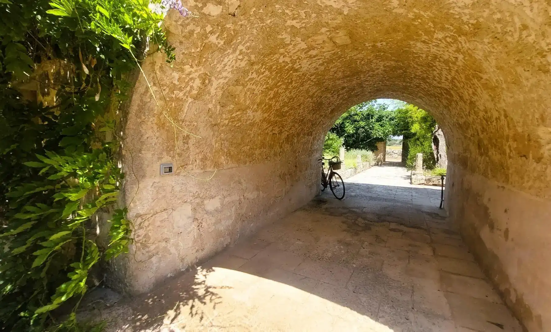 charming_villa_with_pool_to_rent_puglia_south_of_italy_masseria_don_mattia (77)