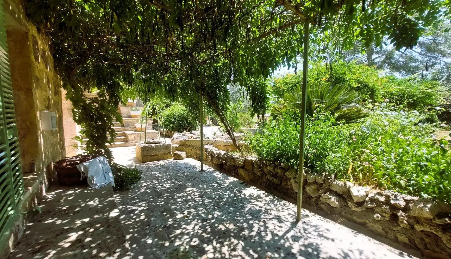 charming_villa_with_pool_to_rent_puglia_south_of_italy_masseria_don_mattia (85)