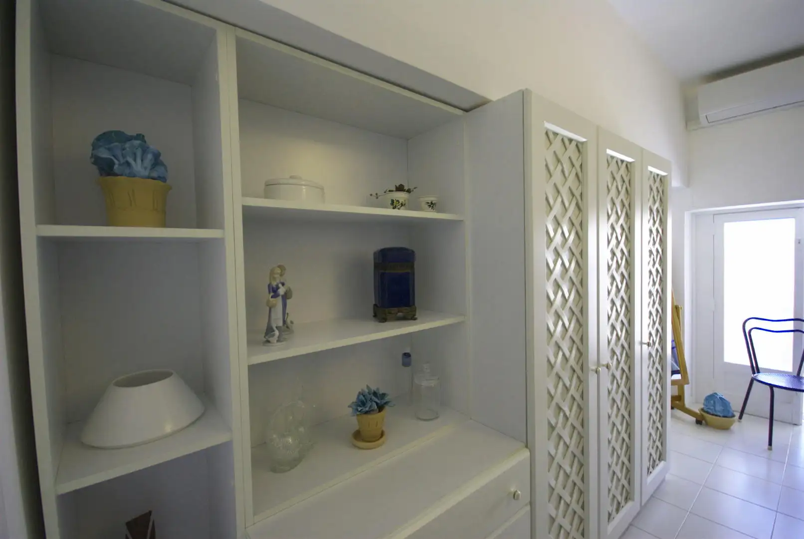 Camera da letto con due letti a castello