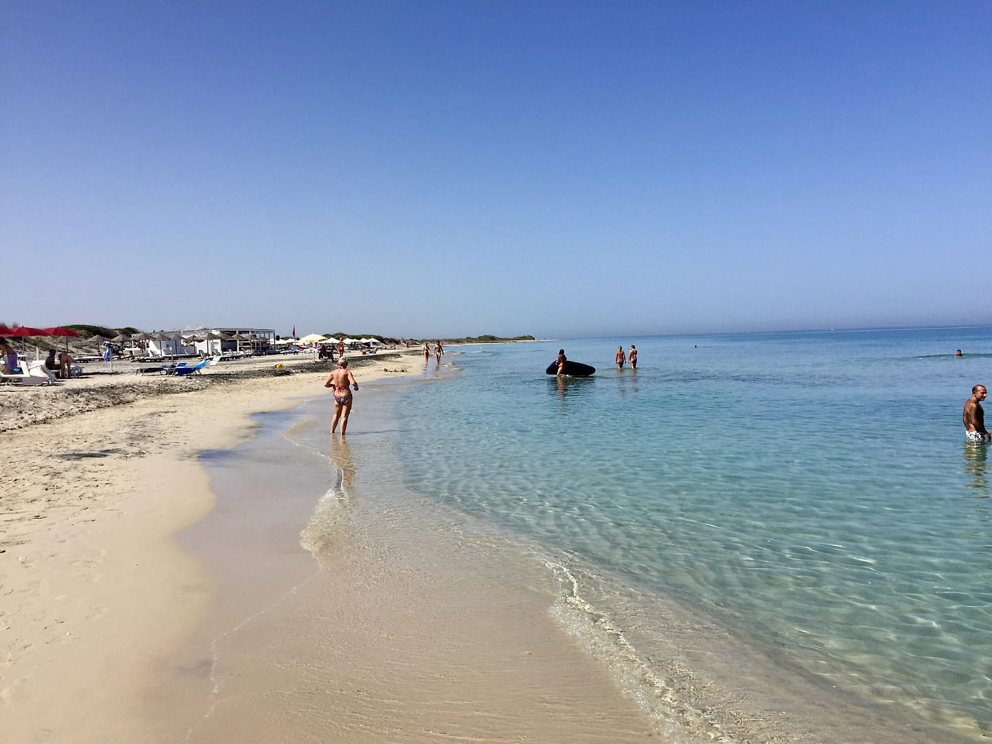 Beach club - ultima spiaggia -12 km