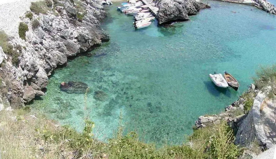 Castro Marina - la baia dall‘acqua cristallina