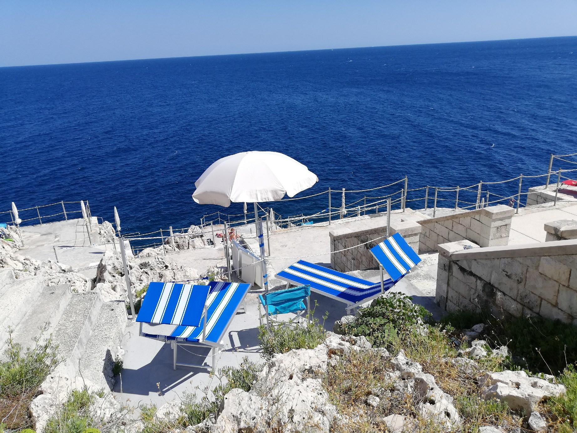 Accesso al mare e al solarium di Casa il Loggiato