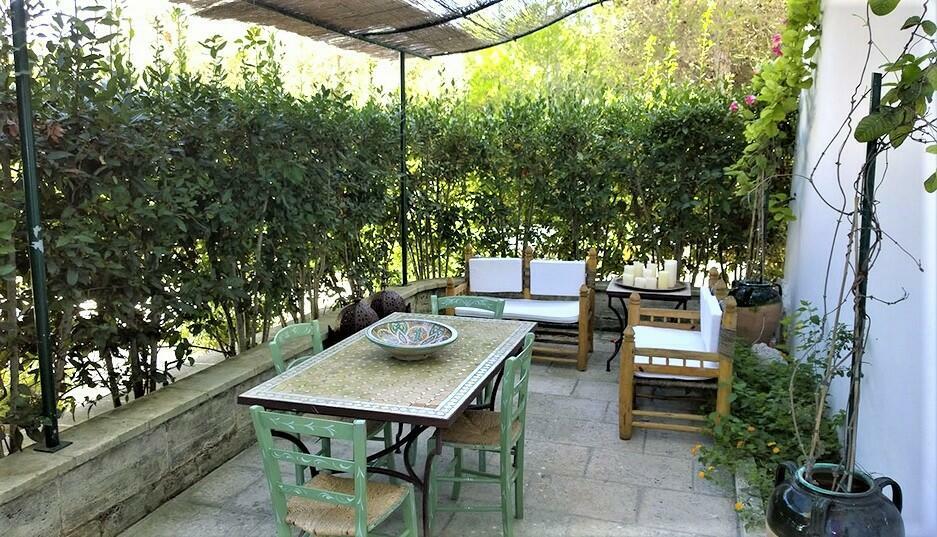 Furnished pergola