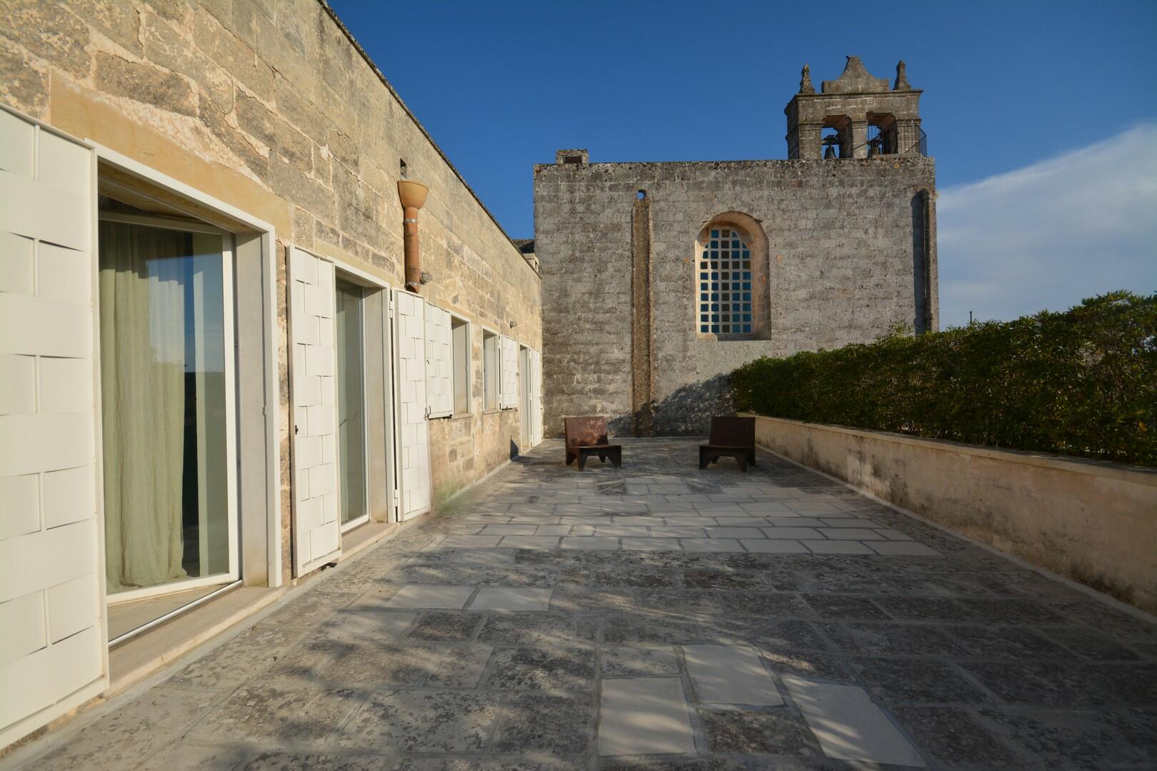 Terrazza attrezzata al primo piano 