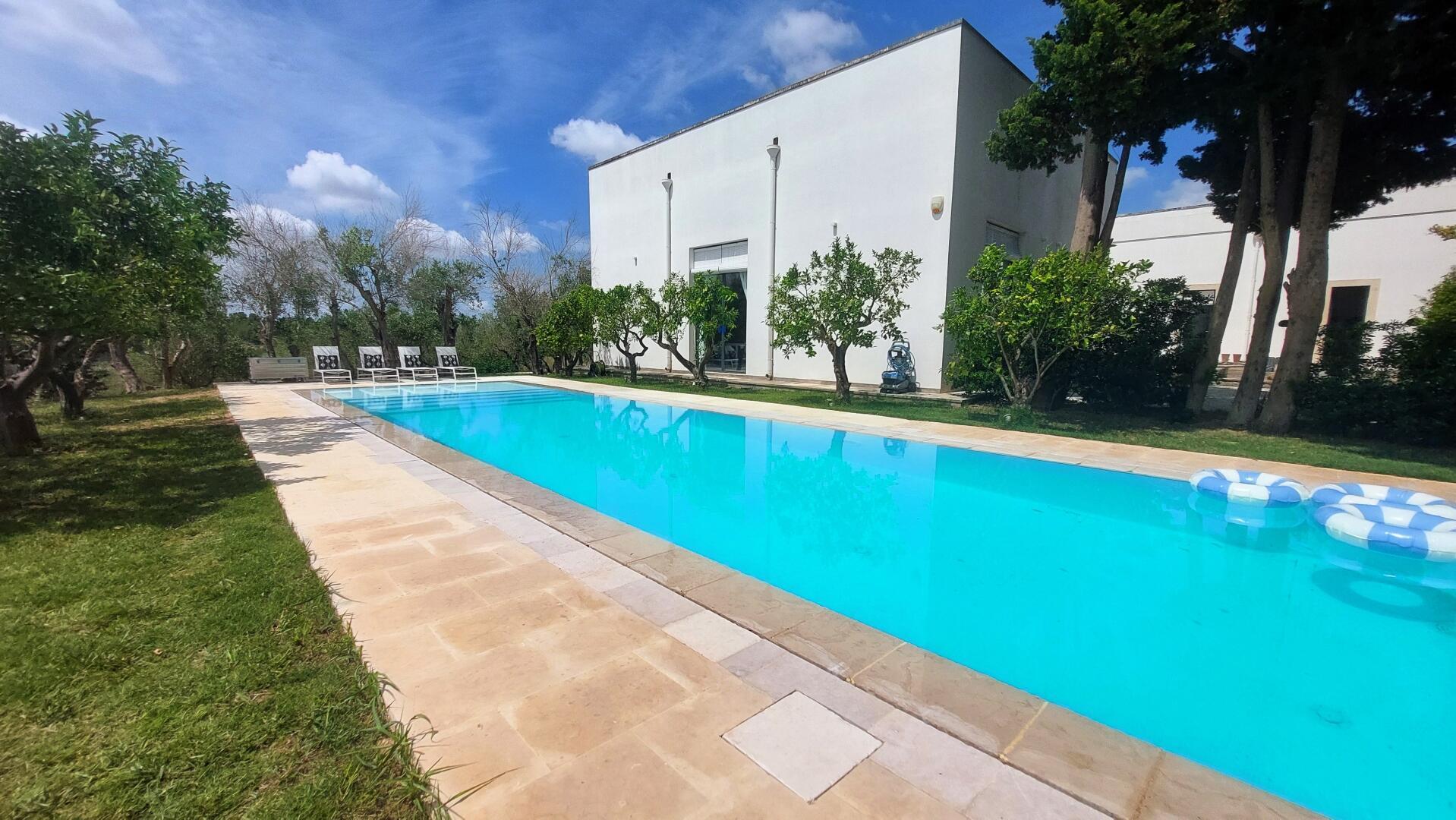 VILLA ARTESIA