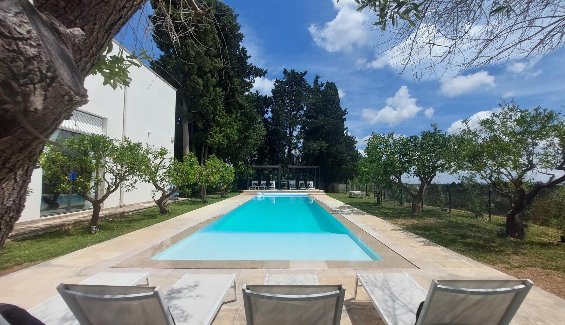 VILLA ARTESIA