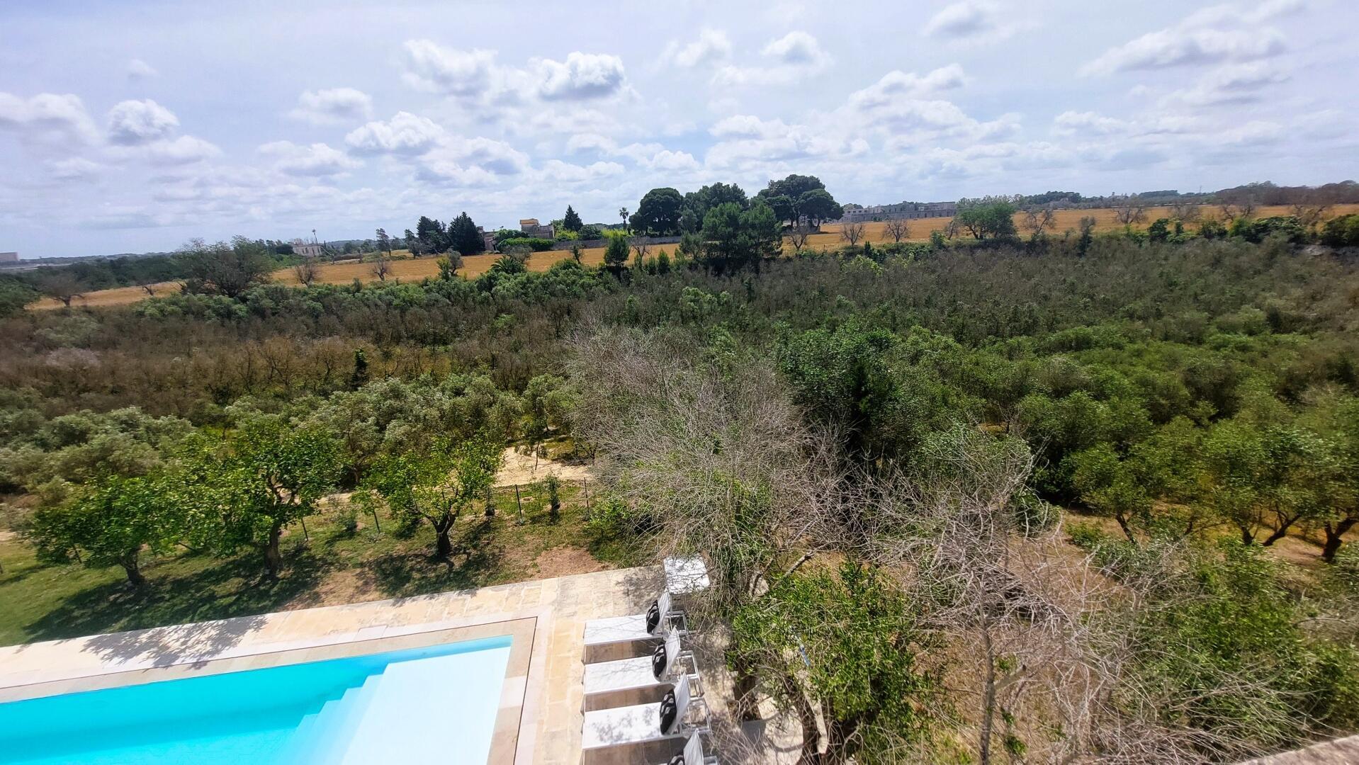 VILLA ARTESIA