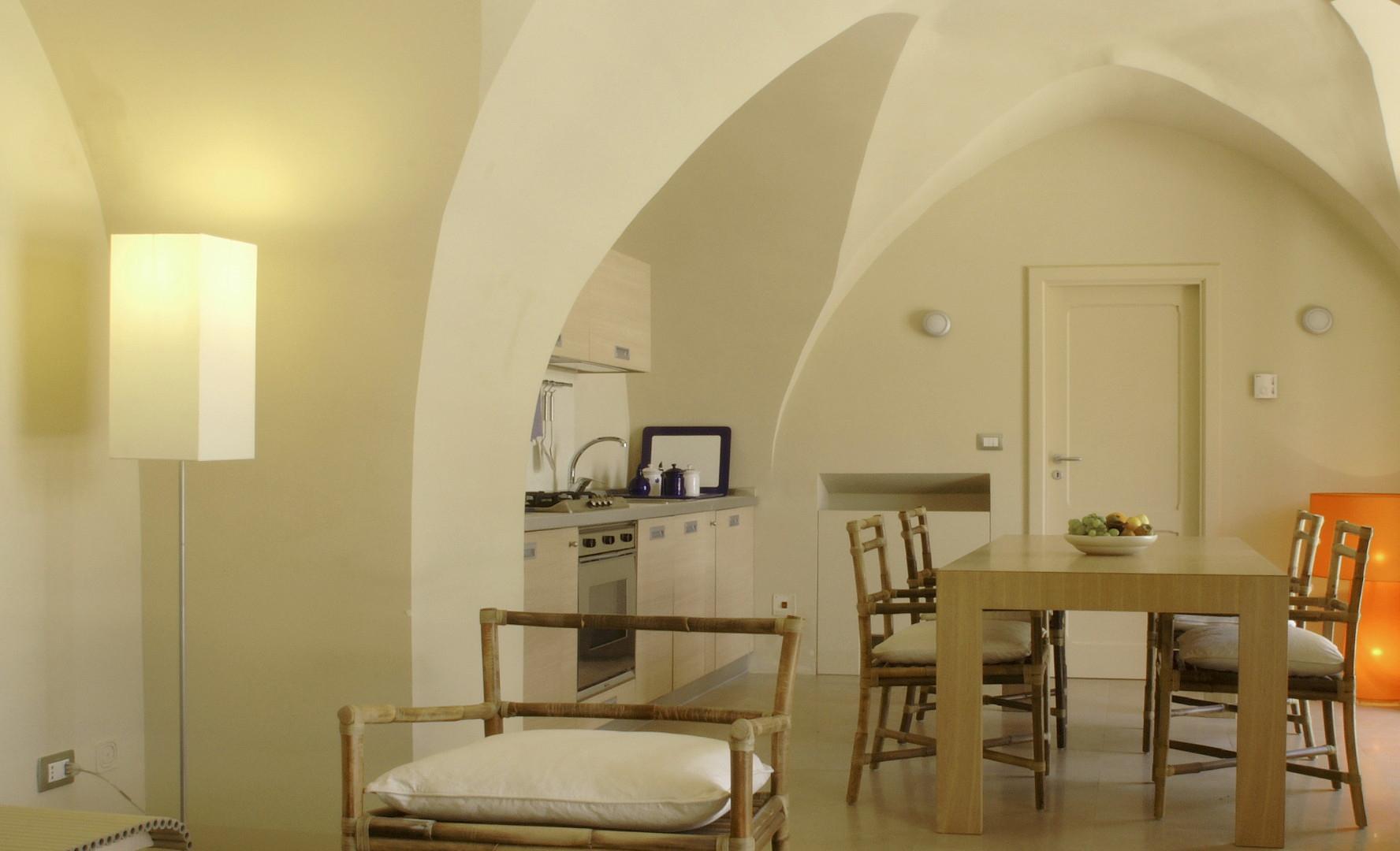 Guest house A - Suite quattro Vele - espace avec salon, salle à manger et coin cuisine