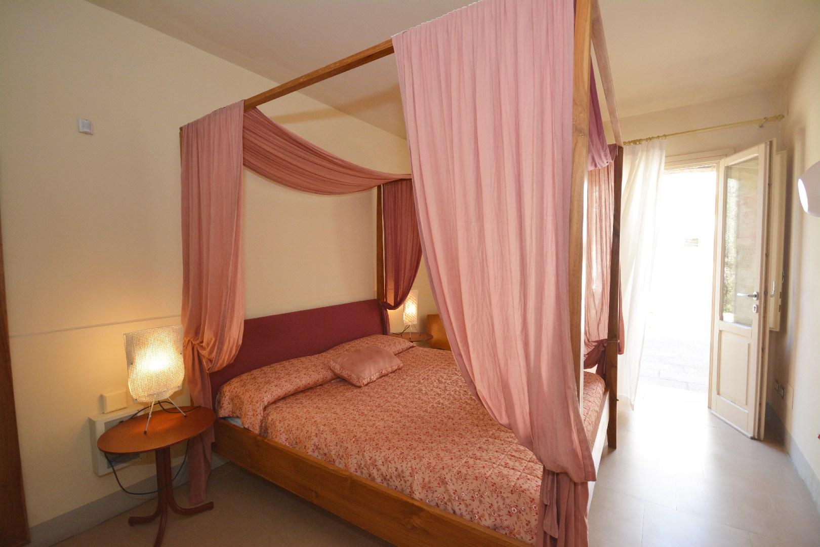 Guest House B- Suite Angoli Paralleli Double bedroom A 
