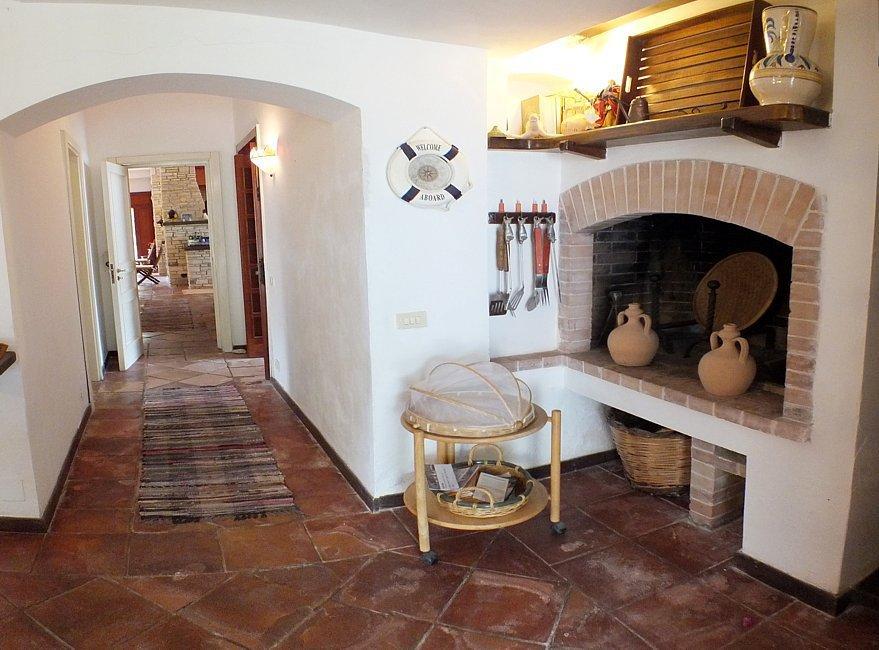 Ground floor Dining room - Fireplace