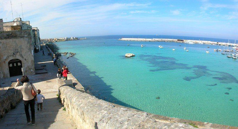 Otranto vedute della baia con il mare cristallino