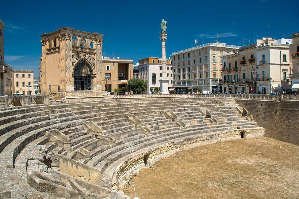 Lecce - Sant‘Oronzo square and Roman amphitheater