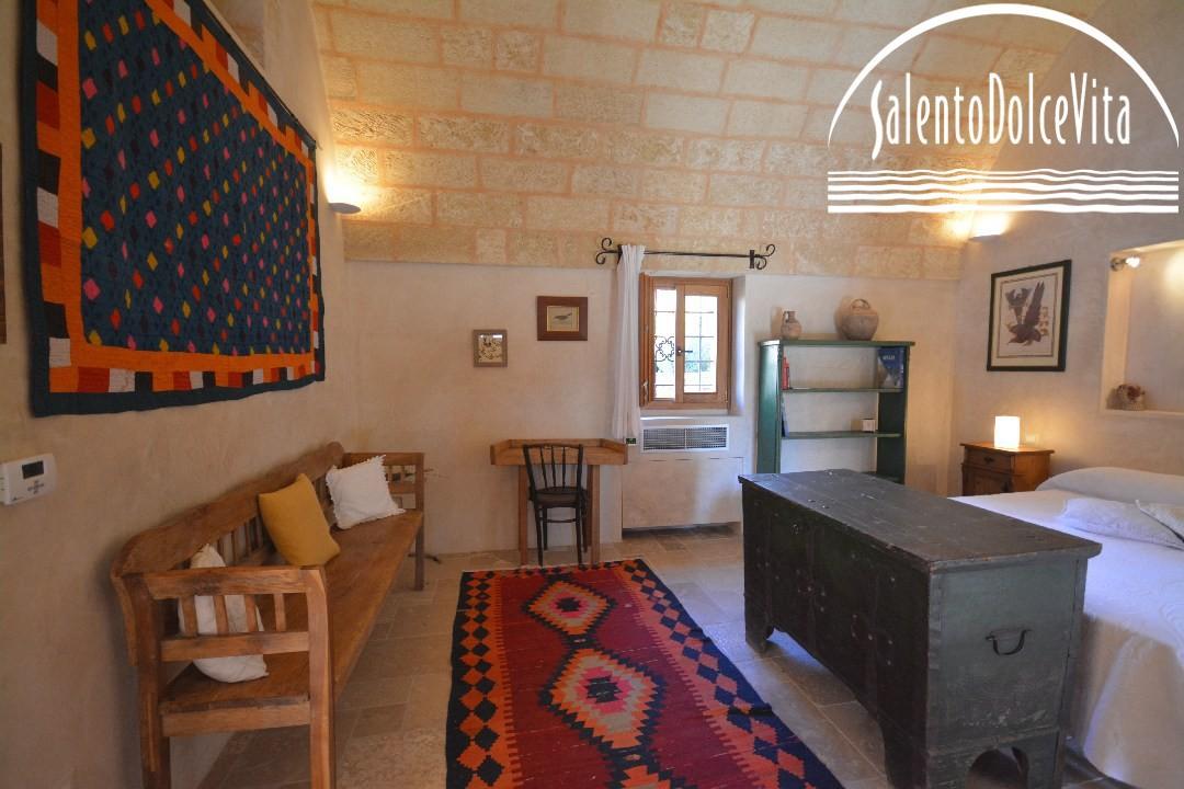 Guest house A double bedroom F with access from cloister
