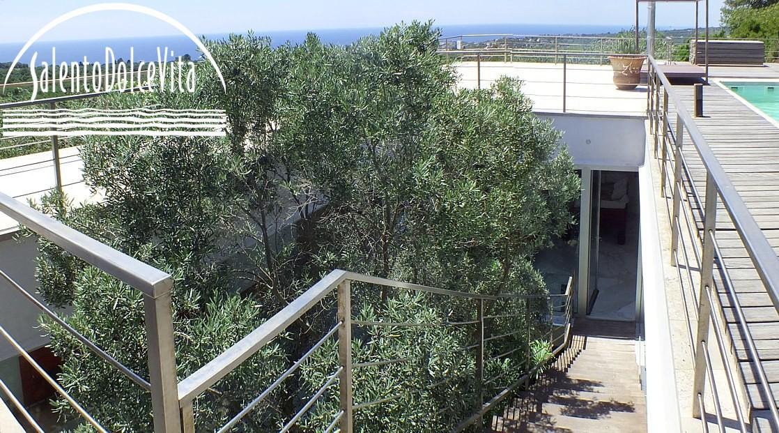 Scale esterne  che conducono alla villa