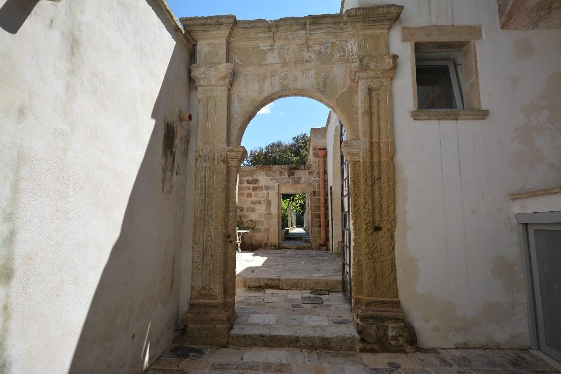 Kitchen courtyard