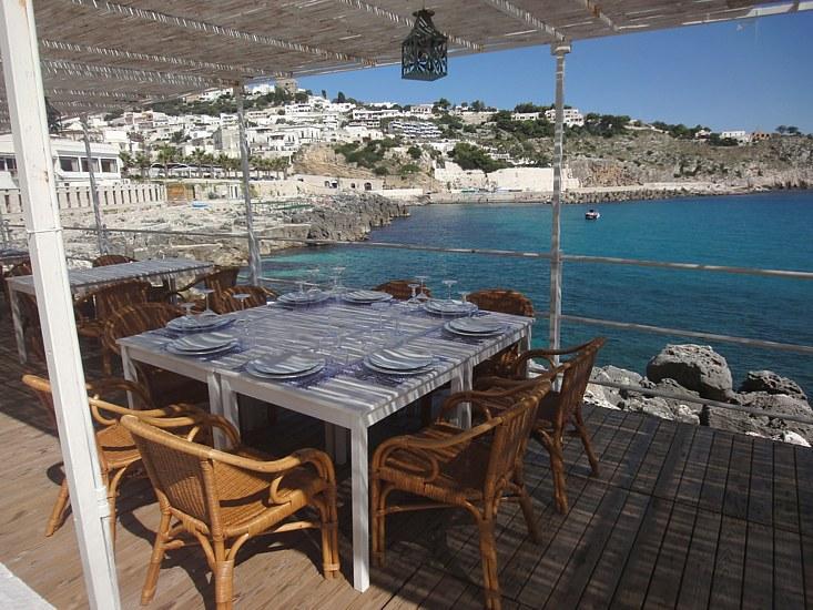 Village de Castro Marina - vue sur la baie depuis le restaurant 