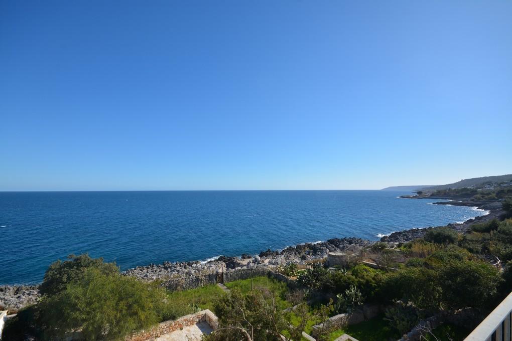 1er étage - Terrasse vue mer équipée