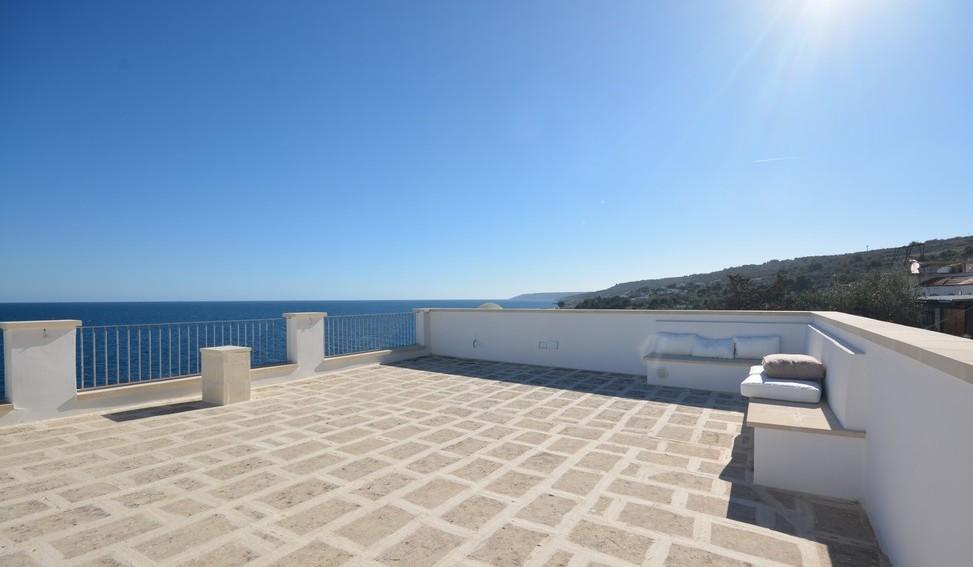 Terrasse sur le toit avec vue sur la mer