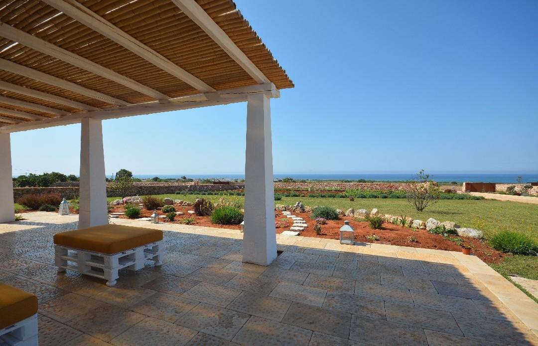 Sea view furnished pergola