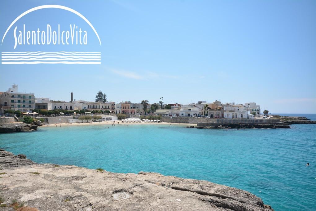 Spiaggia di S. Maria al Bagno a 6 km