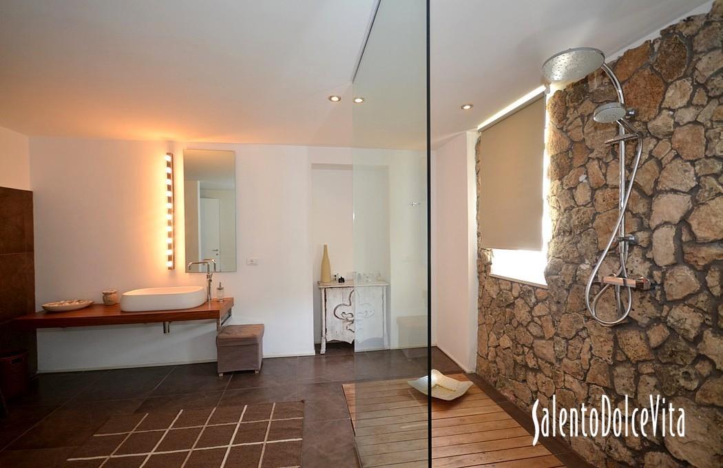 Ground floor - salle de bain   