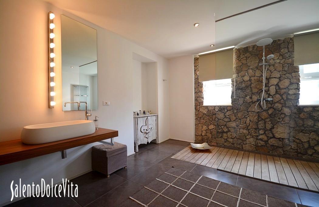 Ground floor - salle de bain   