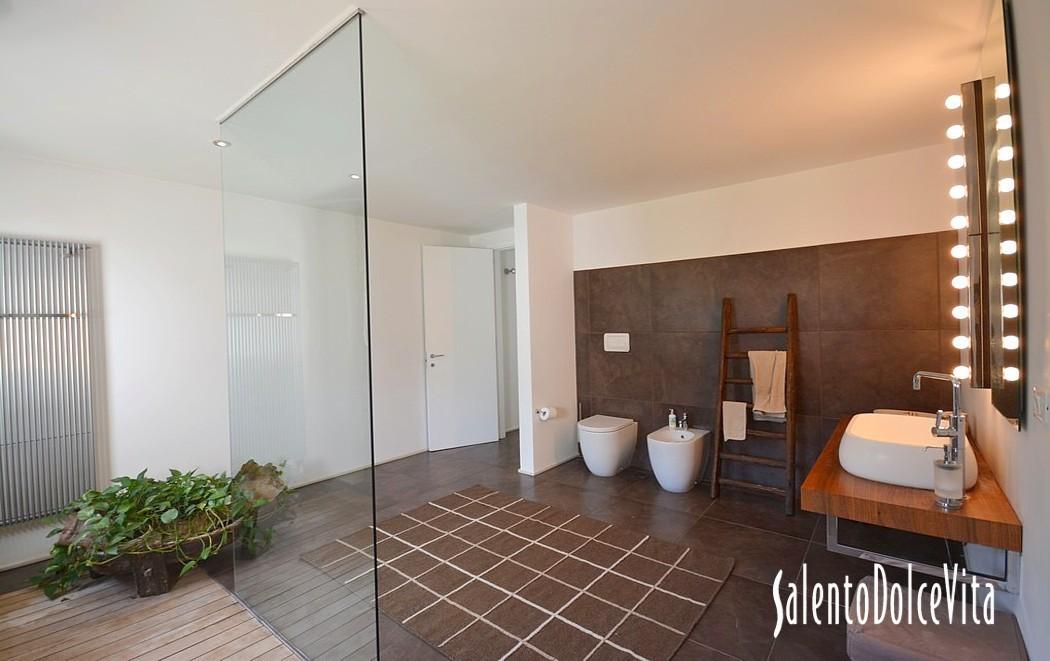 Ground floor - salle de bain   