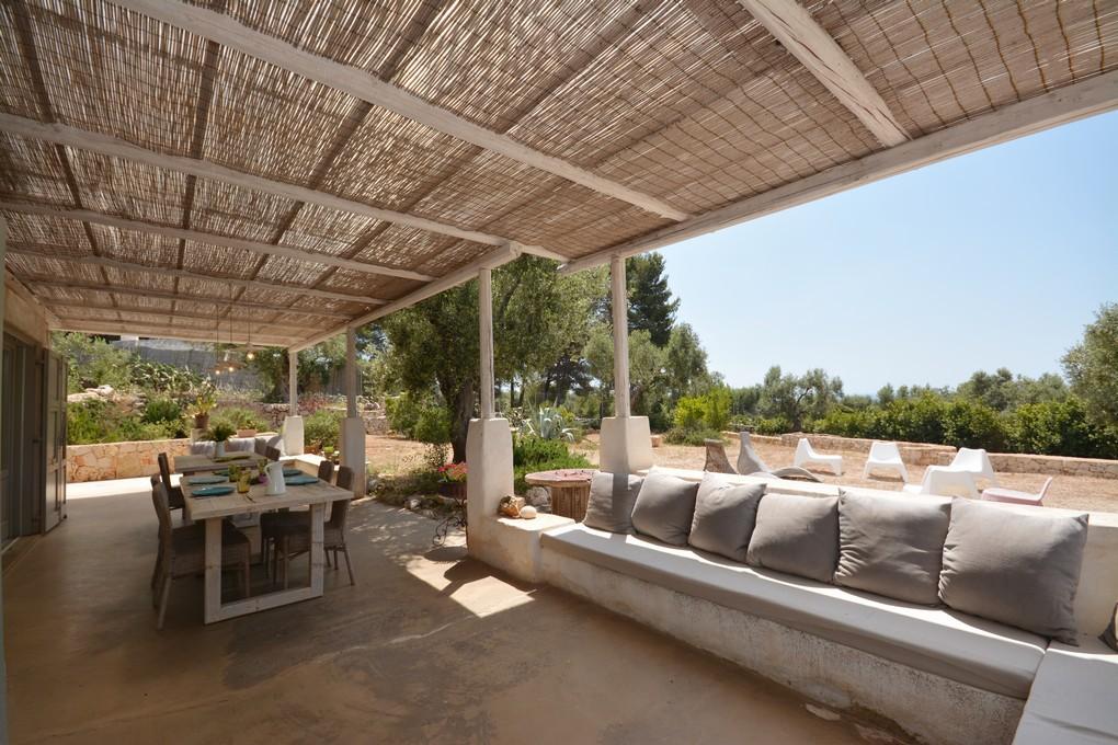 Furnished pergola