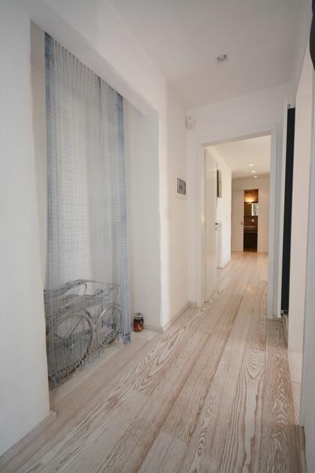 First floor Hallway
