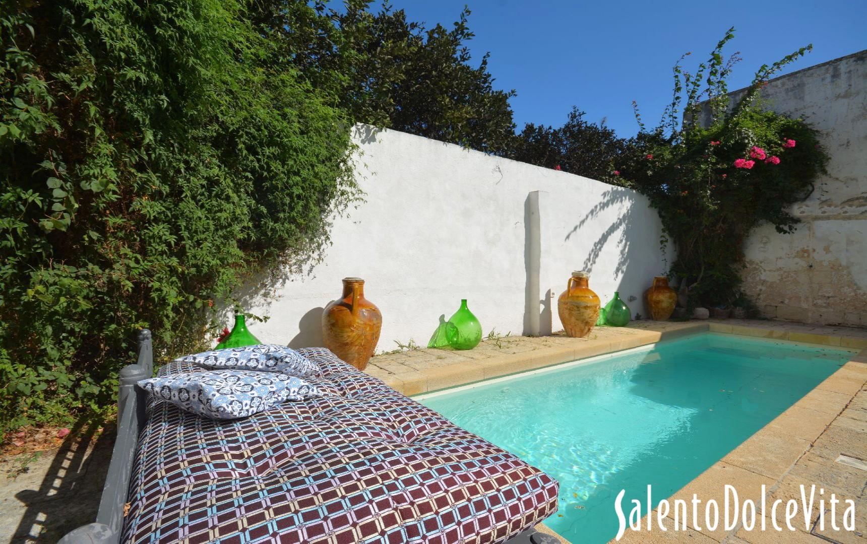 courtyard with swimming pool