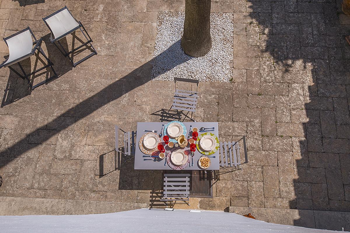 courtyard with swimming pool